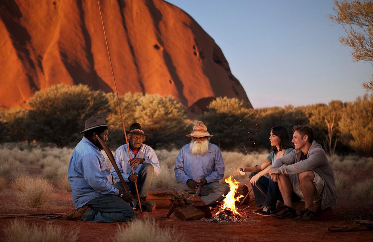 Kempování v duchovním srdci Uluru, obrázek Australia.com